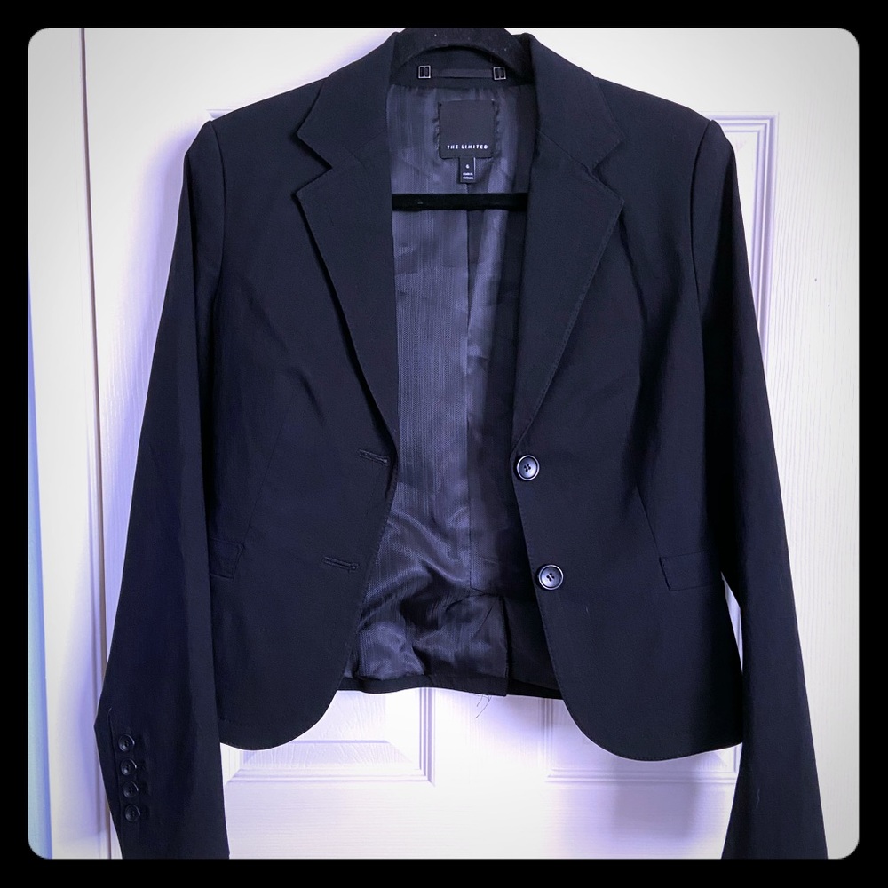 The Limited women’s black blazer - EUC!!